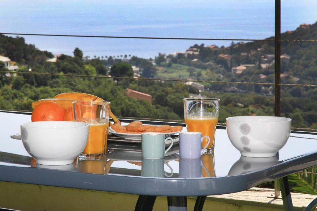 Cap Corse Uribellinu 1, Petit Dejeuner Partine Esterno foto