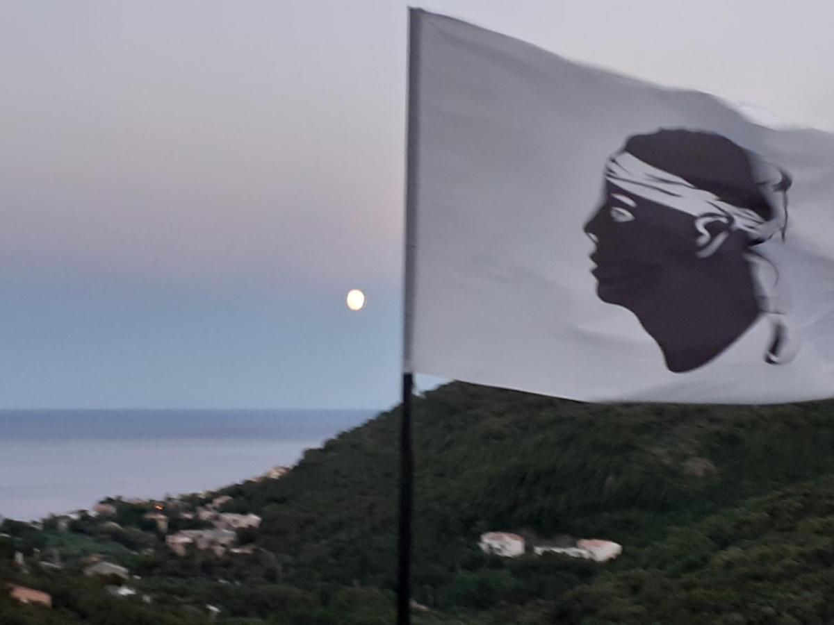 Cap Corse Uribellinu 1, Petit Dejeuner Partine Esterno foto